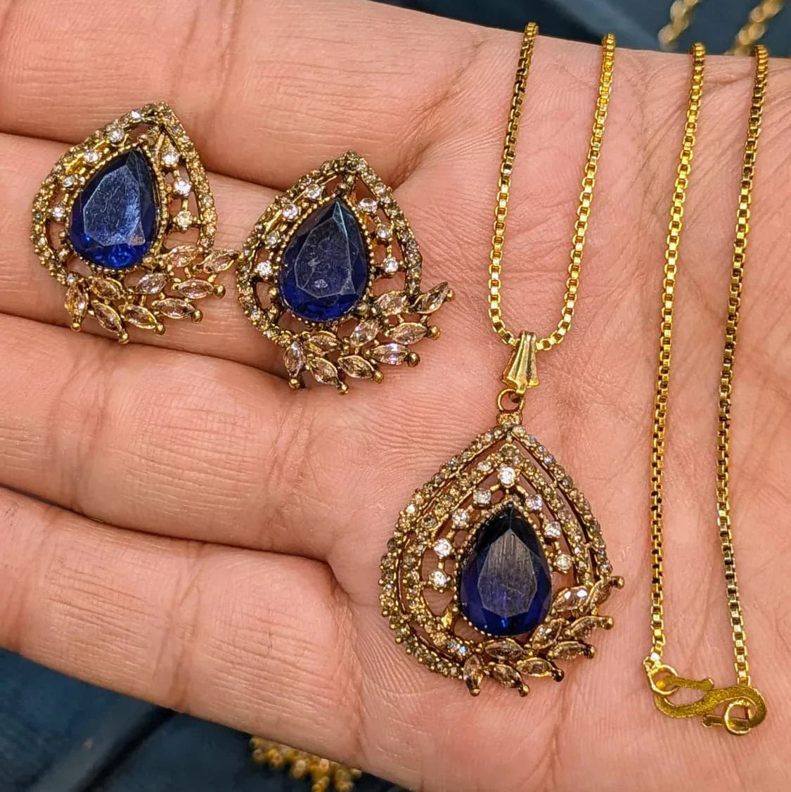 Zircon Locket Set – Locket & Earrings
