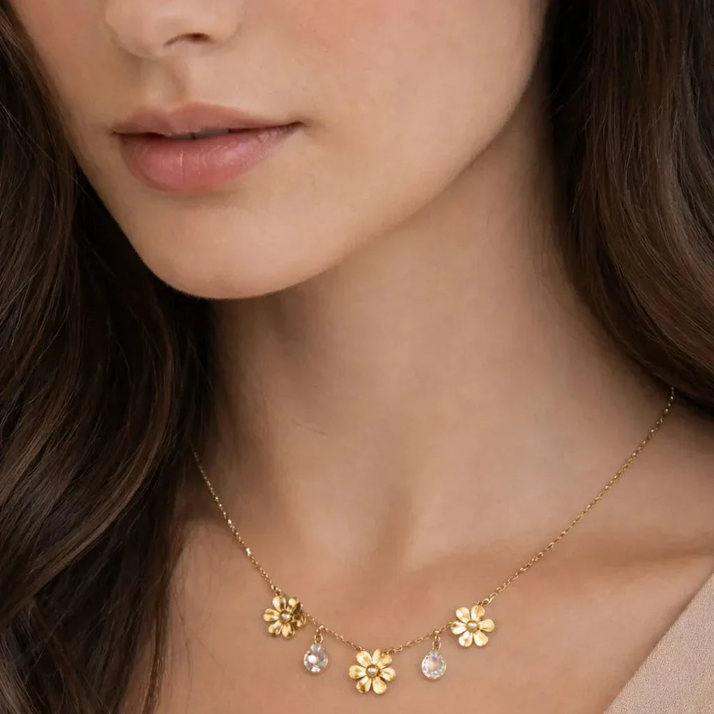 Stainless Steel Furnace Flower Charms Necklace